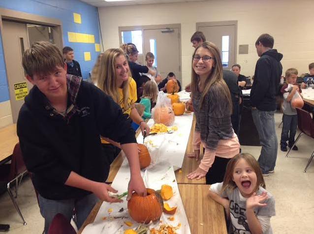 FFA Carving Day with Second Graders