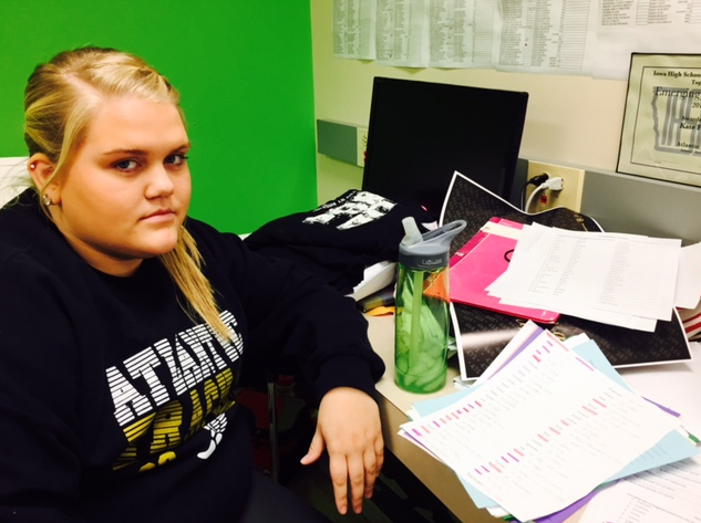 Senior Taylor Berns stresses over her Spanish final and yearbook page deadlines.