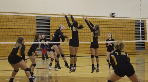 Trojan Volleyball Falls to Clarinda