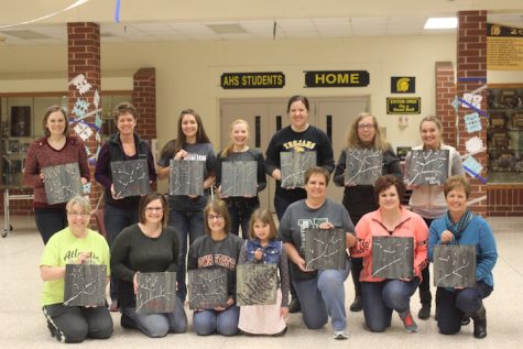 Painting Class Brings Winter Sunshine