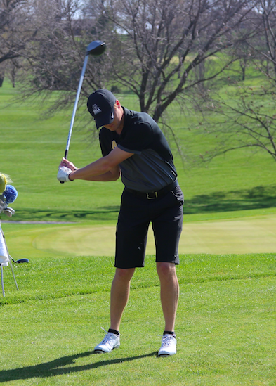 Boys' Golf Loses to Kuemper