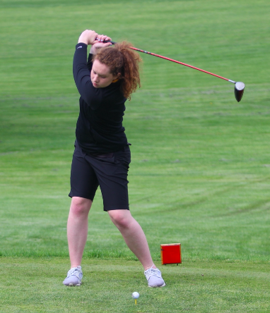 Girls Golf Kicks Off Season in Creston