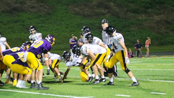 Defense lines up to hold the Monarchs.