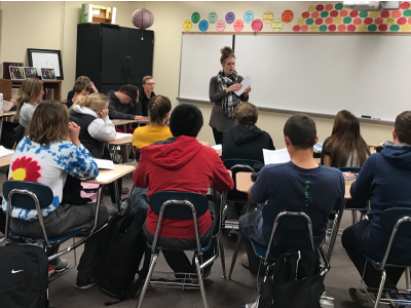 VOLUNTEER YOUR TIME- Guidance Counselor Michelle Huber talks to Mr. Bales’ 6th period 
freshman class about the Silver Cord Program. The program is a good way to help your community while also having the possibility to earn a scholarship.
