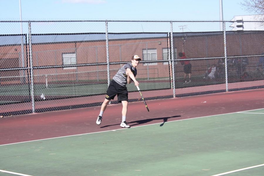 Boys Tennis Competes in First Dual at Creston