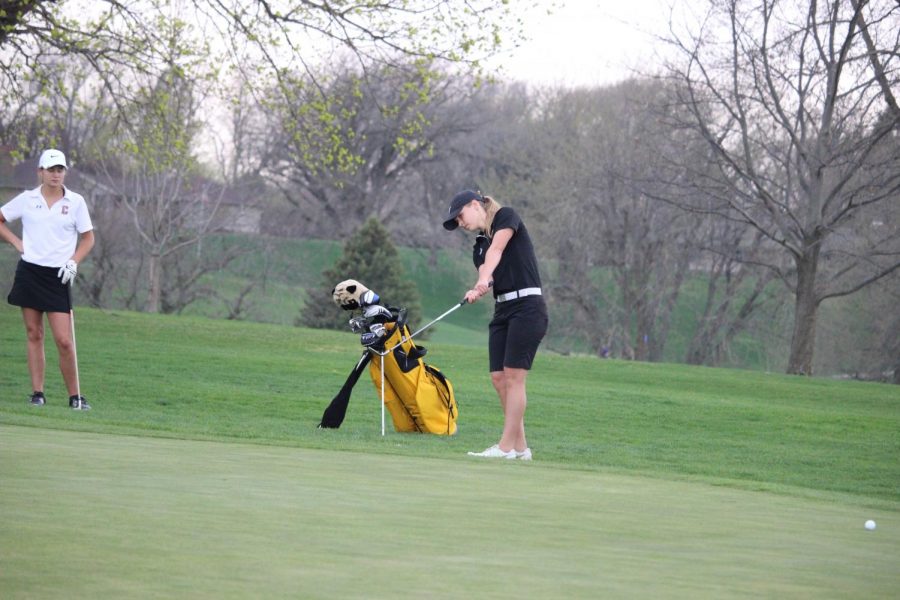 Alyssa+Ginther+Earns+Top+Spot+for+Hawkeye+10+Girls+Golf