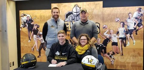 Niklasen Signs with Dordt College