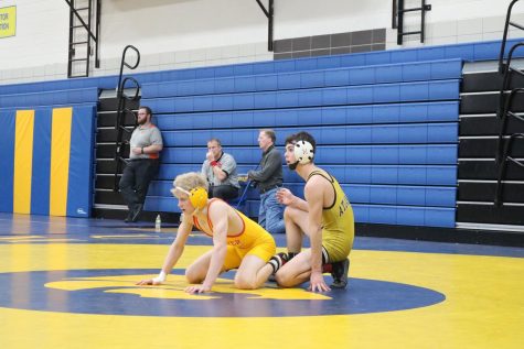 Wrestlers Snag Four Individual Titles at Humboldt