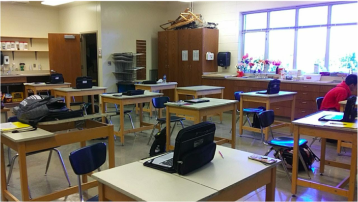 All of the desks in Wedemeyers class are spread six feet apart. She had to change the setup from last years clusters to respect social distancing. 