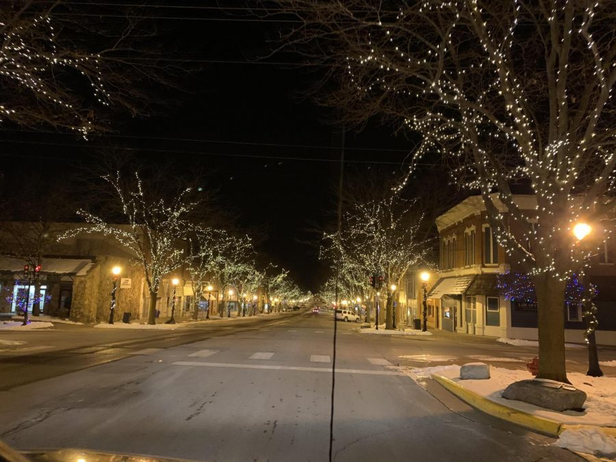 During the holiday season, downtown Atlantic is covered in Christmas lights and decorations. 