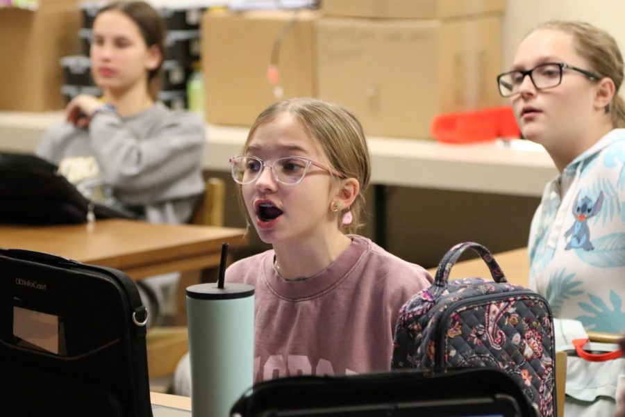 Kahoot is known for intense battles over first place, and Gracie DeArment shows this passion for the game. Mr. Brummer’s class played Kahoot to review motion and force to prepare for an upcoming assignment. Two teams were put against each other in a new Kahoot feature allowing for a class to be in groups rather than individuals.
