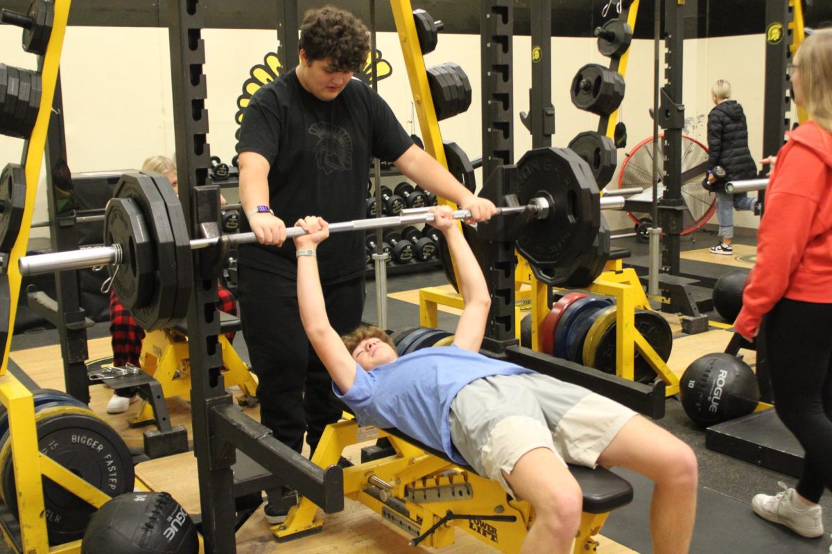 Hunter Kinzie and Fletcher Tuff are doing weights class for Mr.Best.