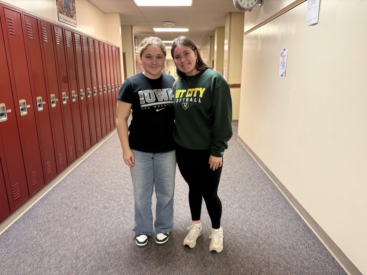 Sophomore Leiah Thomas and Junior Alivia Knuth  are excited for the wrestling season. It started Monday and they are can't wait to see what the season brings. 